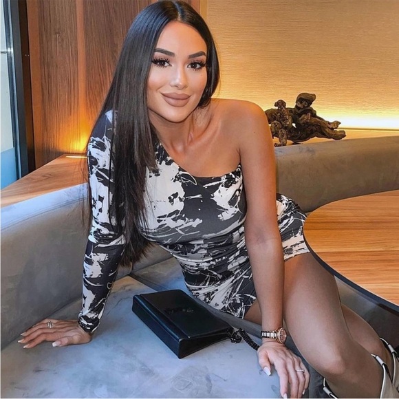 NEW Zara One Shoulder Asymmetrical Ruched Bodycon Stretch Mini Dress - Picture 10 of 15